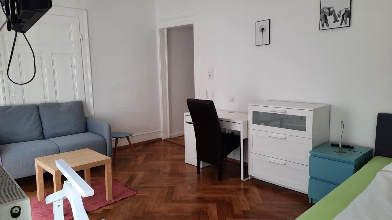 Senyu Apartment *